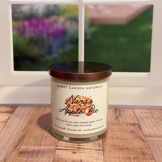 Candle titled Nana's Apple Pie
